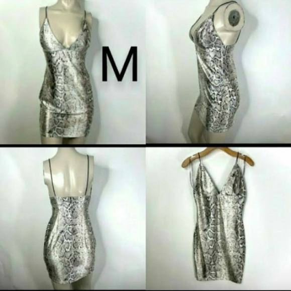 🆕Snakeskin Print Satin Silky V-NeckMini Dress   Size M - Picture 2 of 12